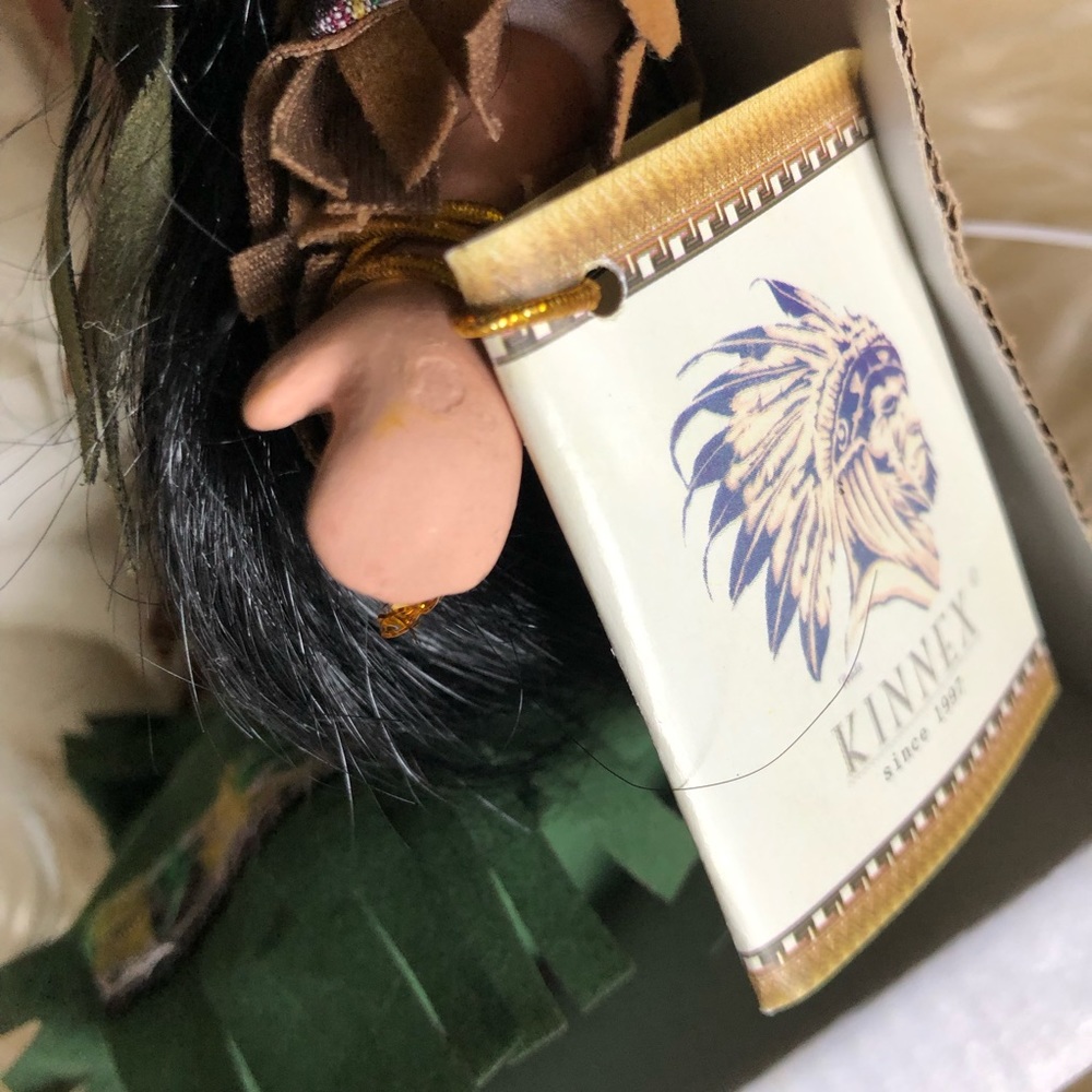 New Kinnex Heirloom Native  Porcelain Doll Little Cubs - Picture 8 of 8